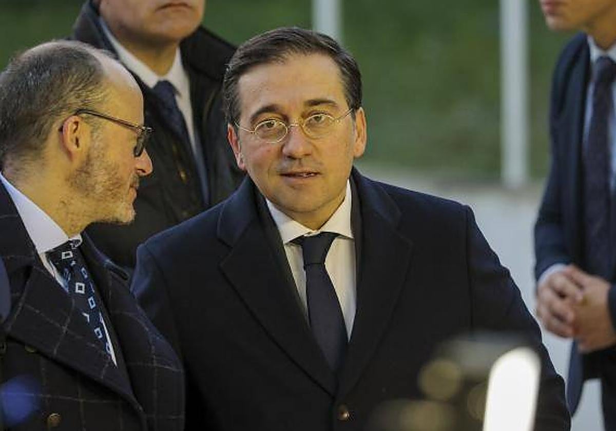 El ministro de Asuntos Exteriores, José Manuel Albares, defiende el catalán ante la UE