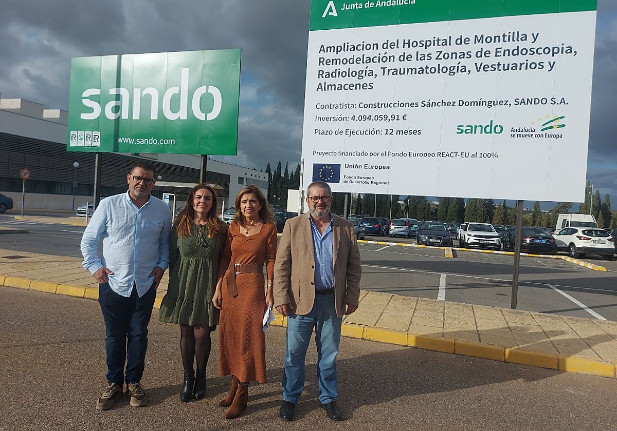 María Jesús Botella en Montilla junto a los responsable del Hospital y el Área Sur Sanitaria