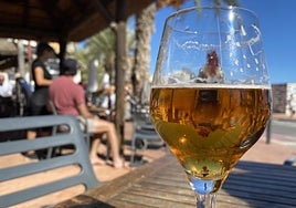 «Era contestar, no humillarlos»: el zasca de un hostelero a unos clientes cabreados con una camarera «borde»