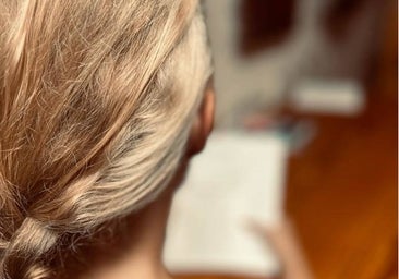 Una niña de Valencia de catorce años suspende Geografía sólo por hacer el examen en castellano