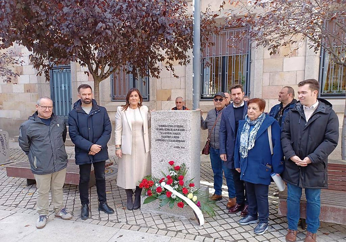 La secretaria de Organización del PSOECyL, Ana Sánchez, y el secretario general del PSOE de Zamora, Antidio Fagúndez, este lunes en Zamora