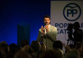 El único alcalde del PP en Lérida llama «cobarde» a Feijóo por querer pactar con Puigdemont