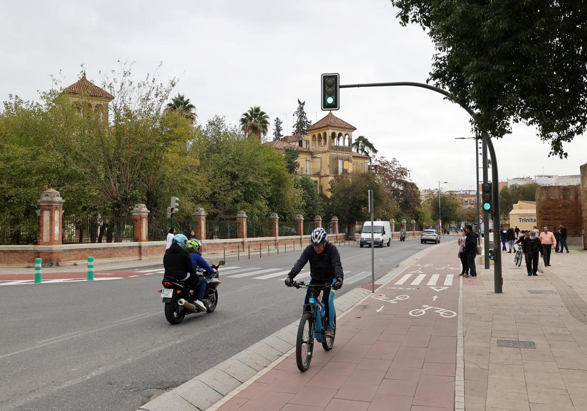 La segunda fase de la reforma de la Ronda del Marrubial incluirá un carril bici