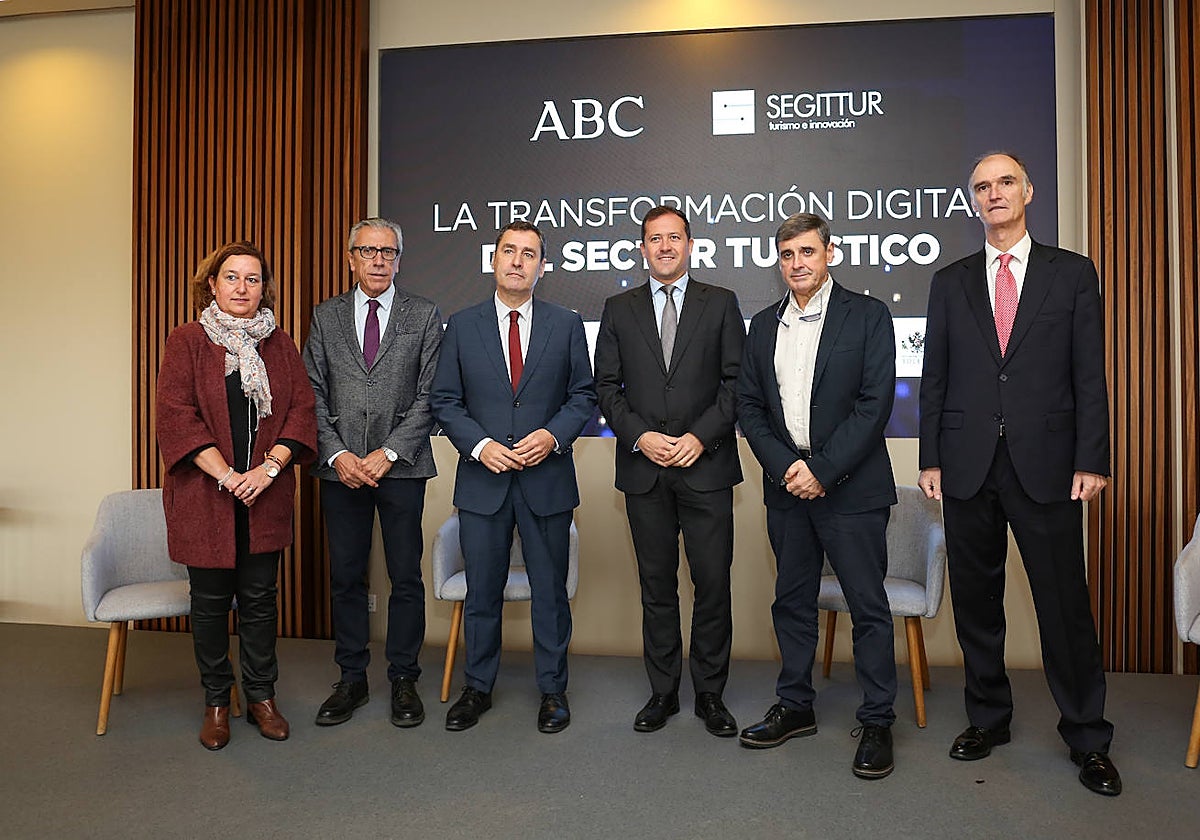 Conchi Cedillo, Antonio González, Francisco Tierraseca, Carlos Velázquez, Enrique Martínez Marín y Javier Caballero