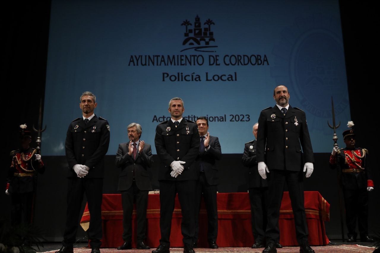 Fotos: La sobria celebración del patrón de la Policía Local de Córdoba
