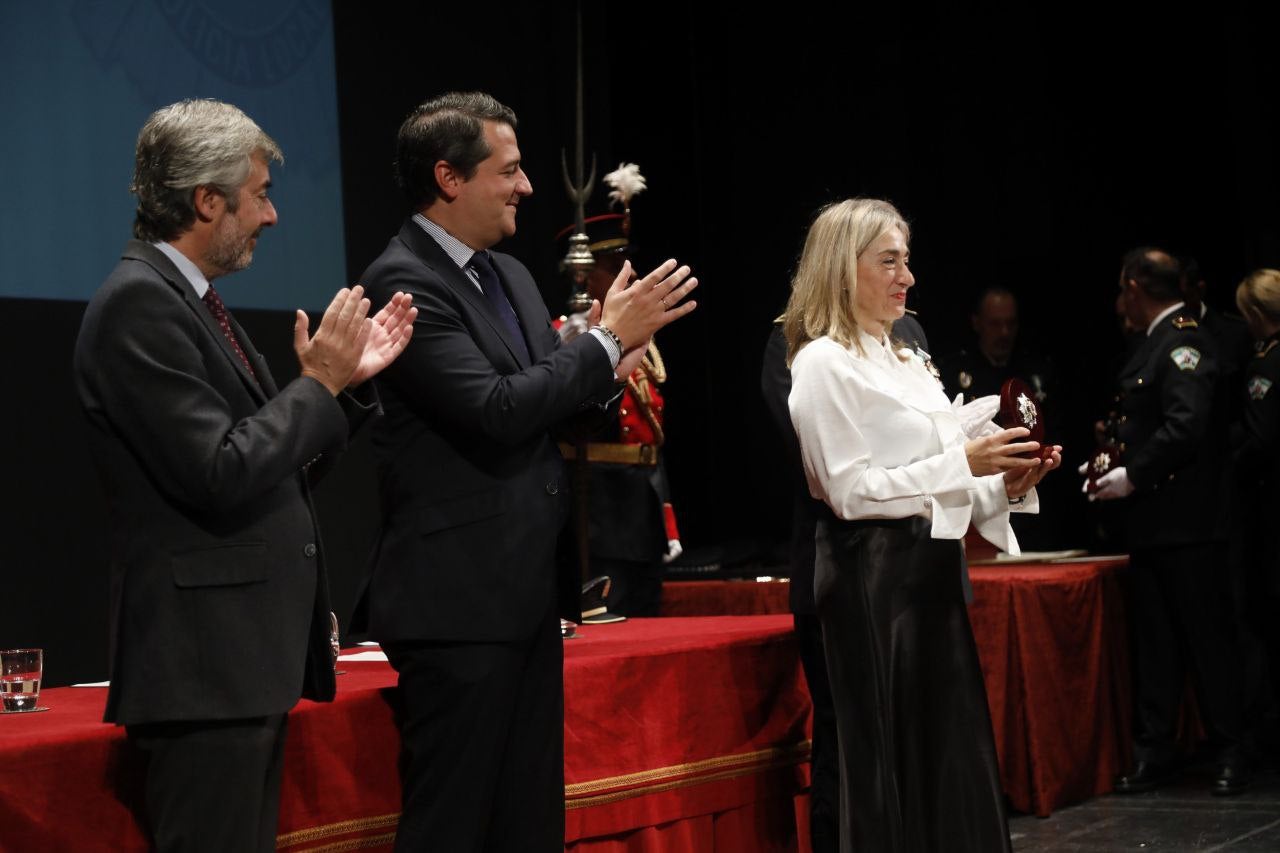 Fotos: La sobria celebración del patrón de la Policía Local de Córdoba