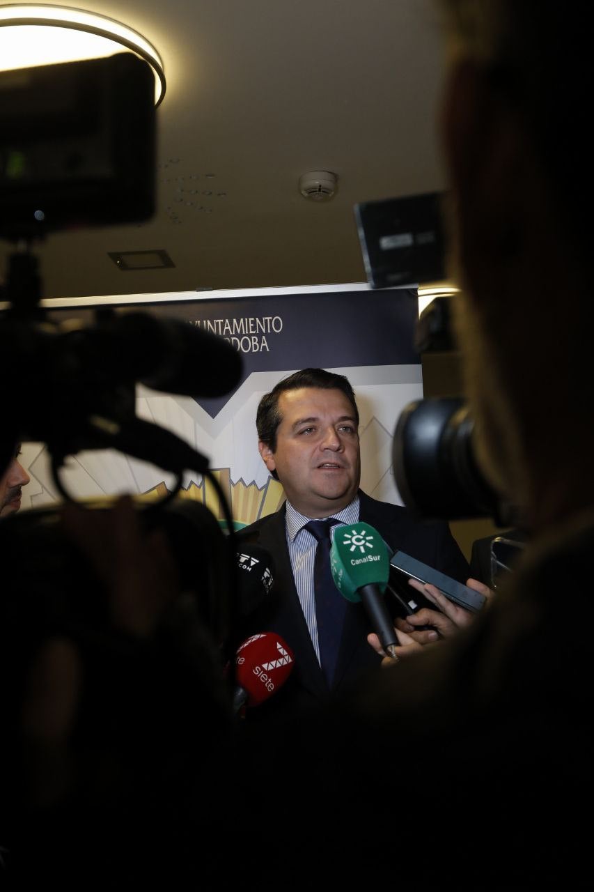 Fotos: La sobria celebración del patrón de la Policía Local de Córdoba