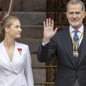 Esta es la medalla que lleva la Princesa Leonor en el acto de jura de la Constitución