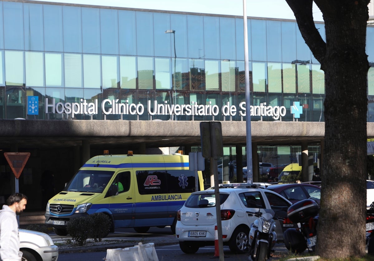 Exterior del Hospital Clínico de Santiago, donde atendieron a la mujer que solicita la eutanasia