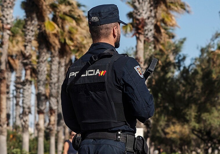 Un miembro de la Policía Nacional, en una imagen de archivo