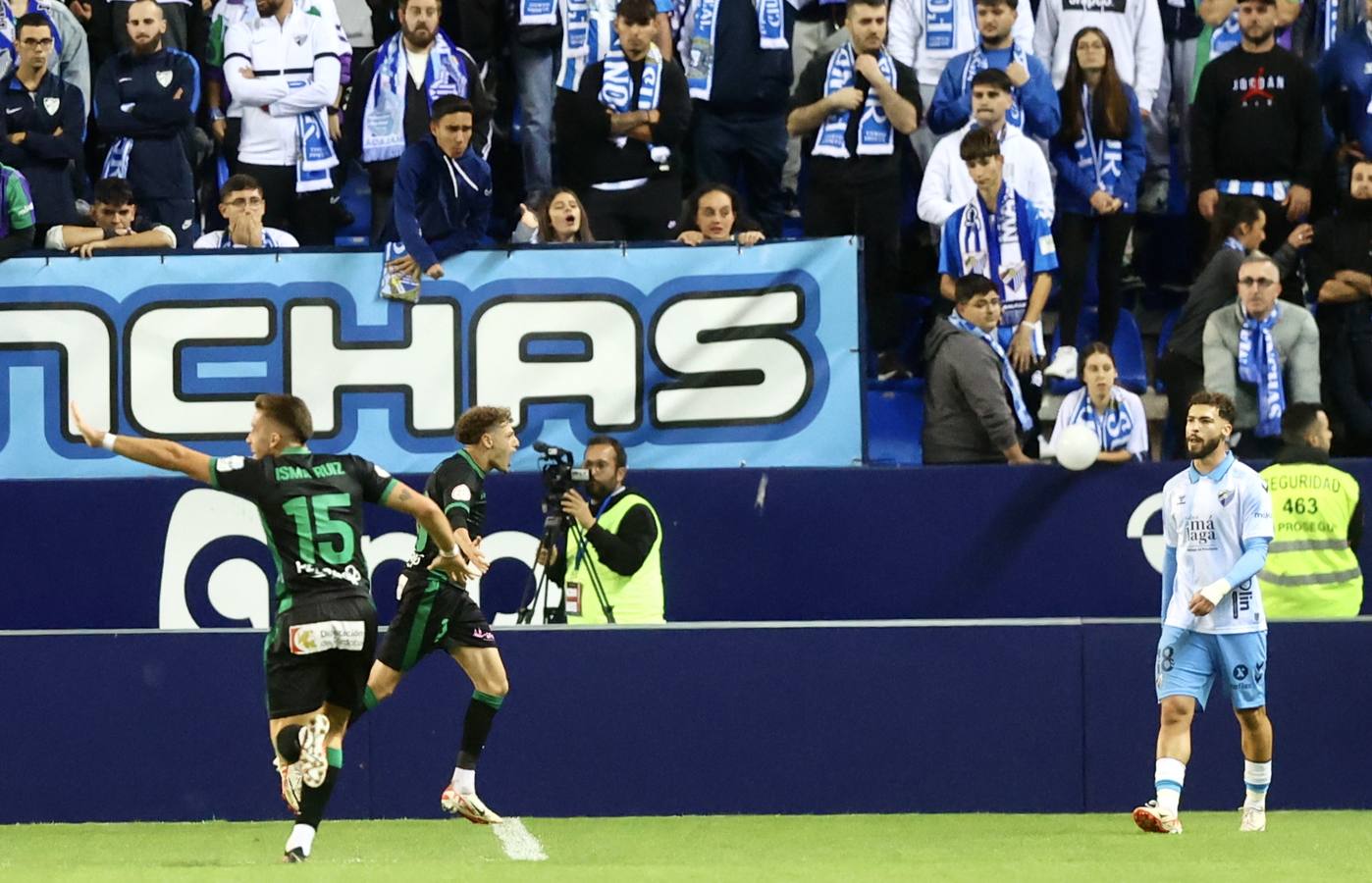 Fotos: emoción, pasión en las gradas, buen juego... el empate del Córdoba CF que supo a poco