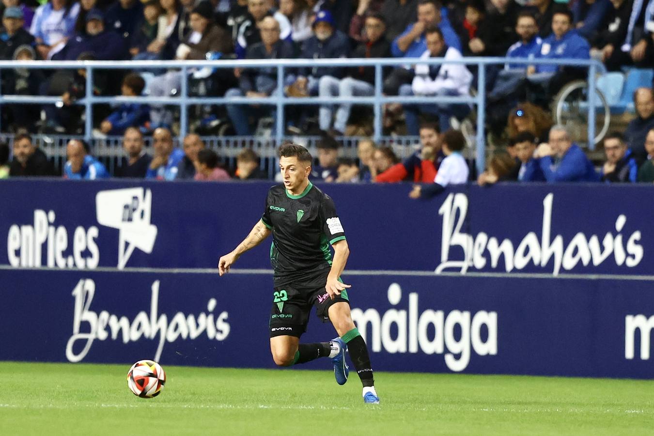 Fotos: emoción, pasión en las gradas, buen juego... el empate del Córdoba CF que supo a poco