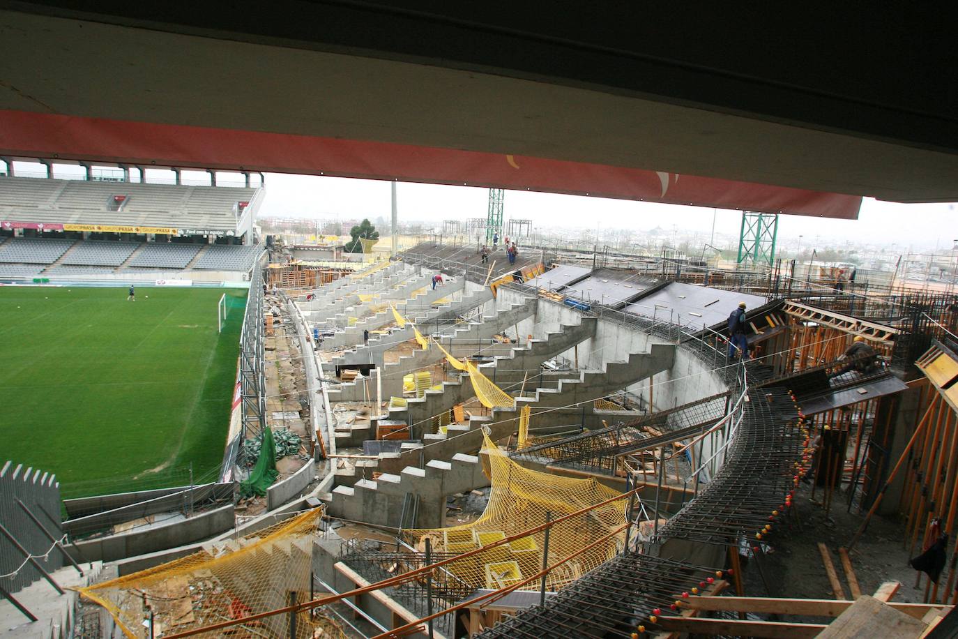 Las fotos más impactantes de los 30 años de historia del estadio El Arcángel