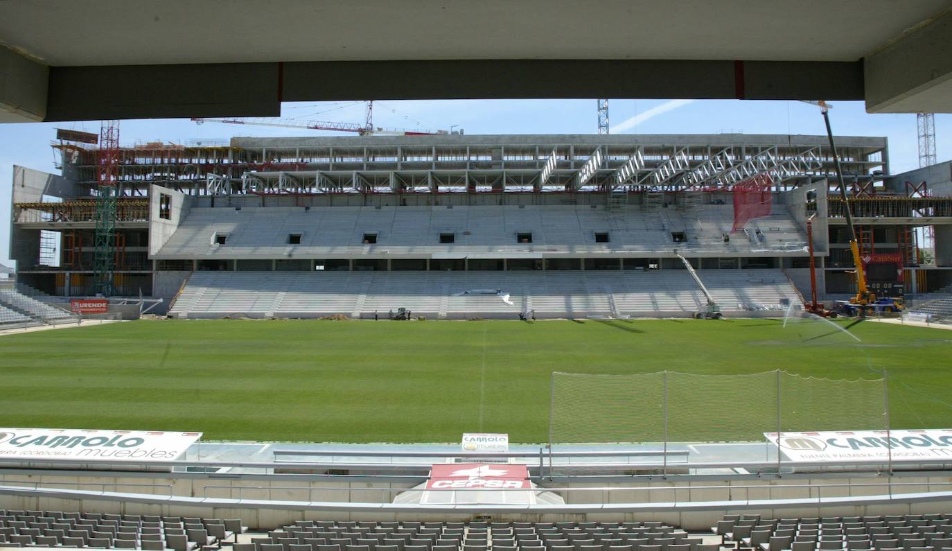 Las fotos más impactantes de los 30 años de historia del estadio El Arcángel