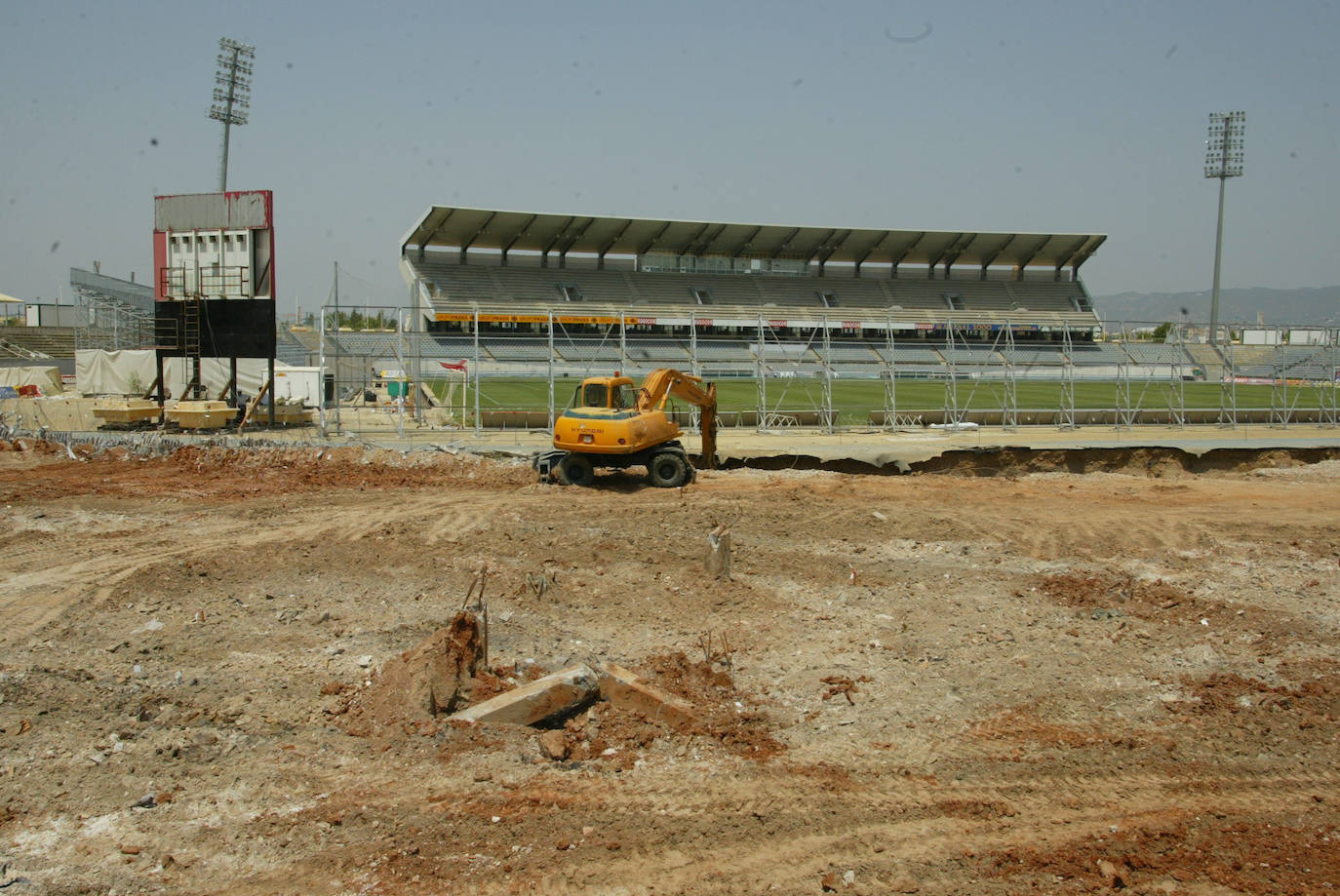 Las fotos más impactantes de los 30 años de historia del estadio El Arcángel