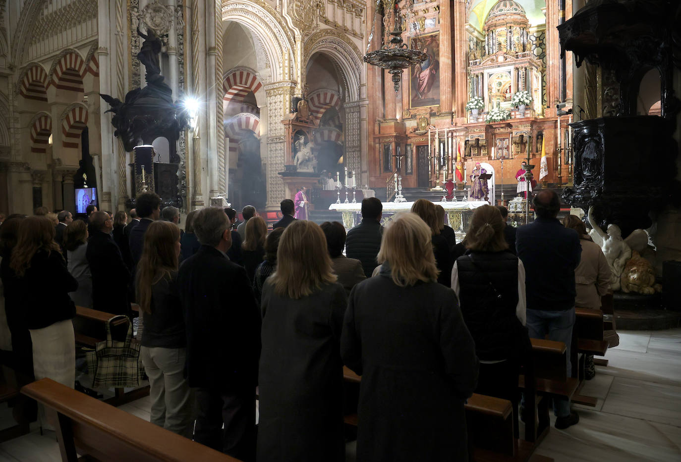 Fotos: el sentido adiós a Álvaro Prieto en la Catedral de Córdoba