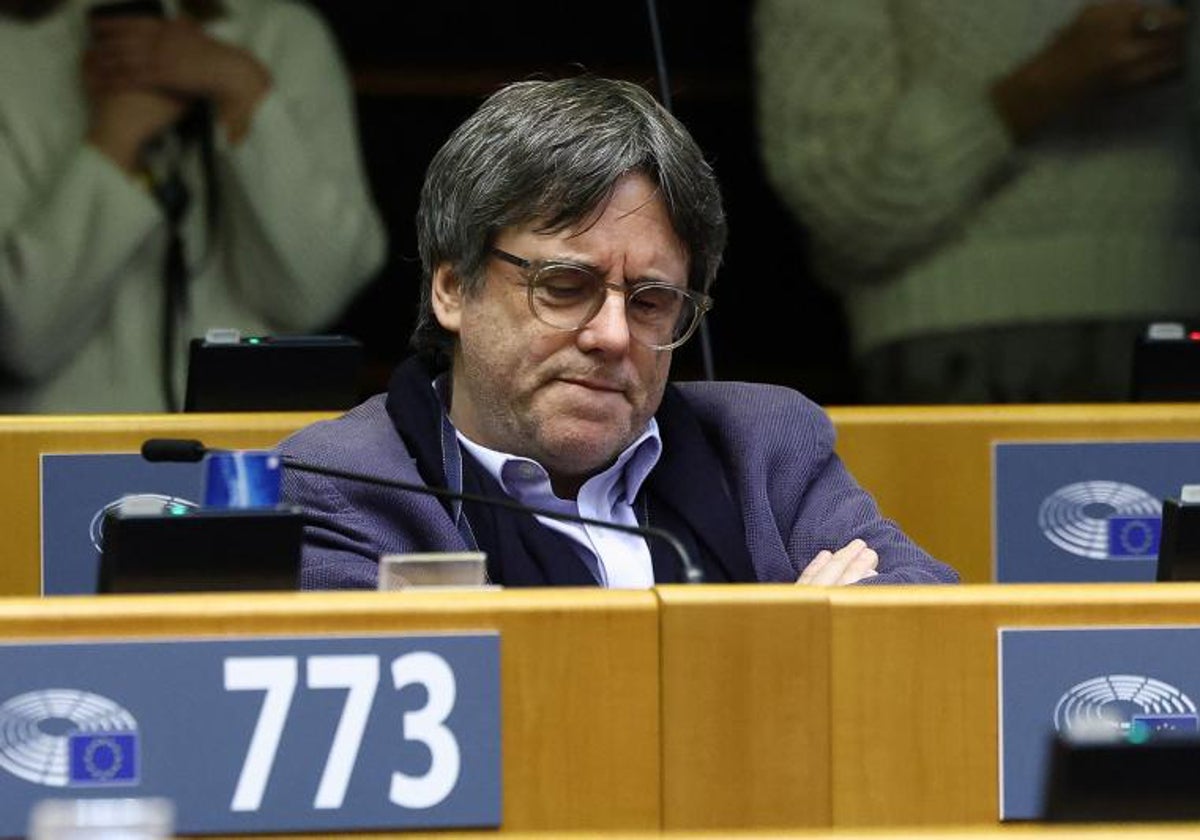 Puigdemont, durante el pleno del Europarlamento