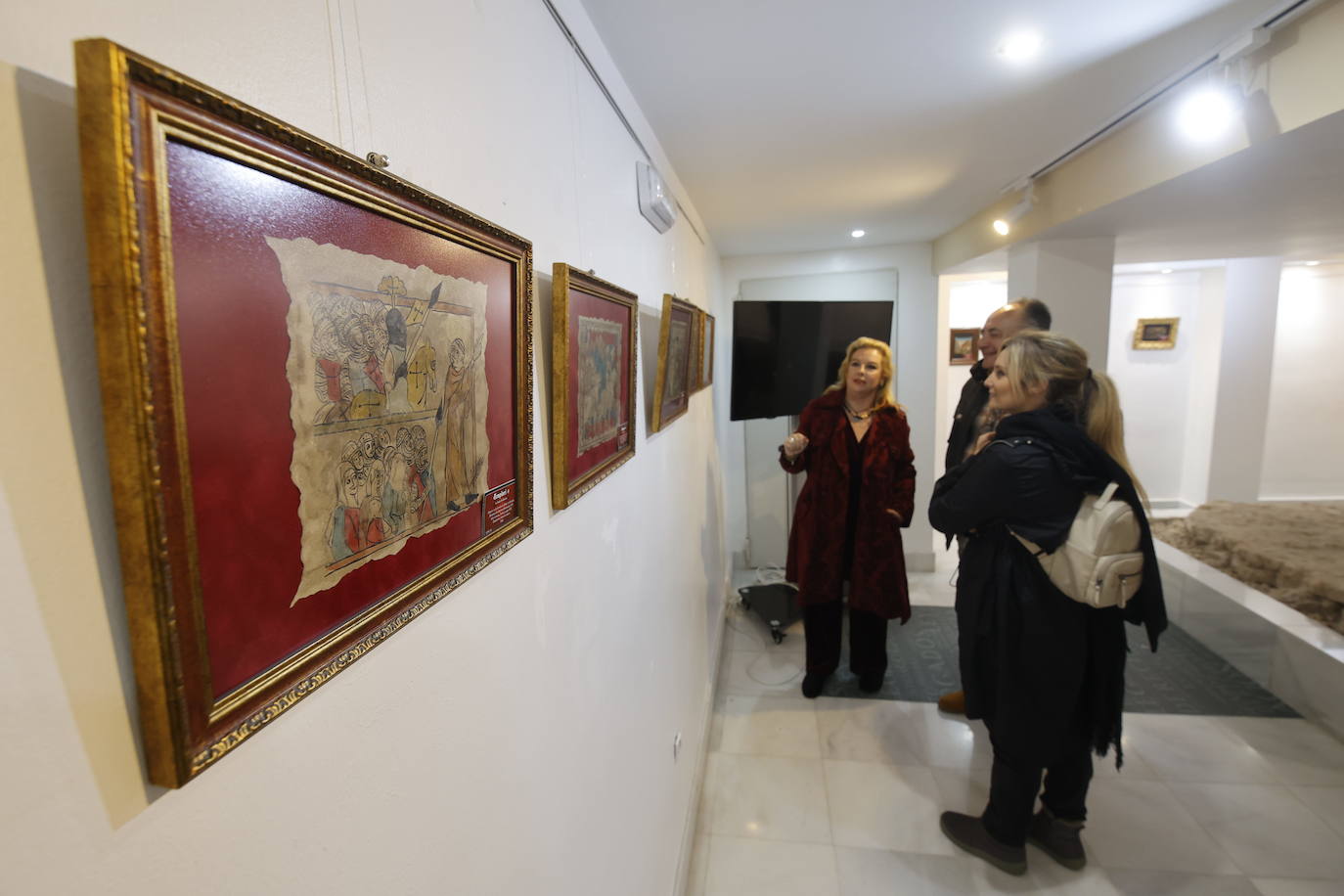 Fotos: La curiosa exposición de Isabel Carrión sobre los templarios en Córdoba