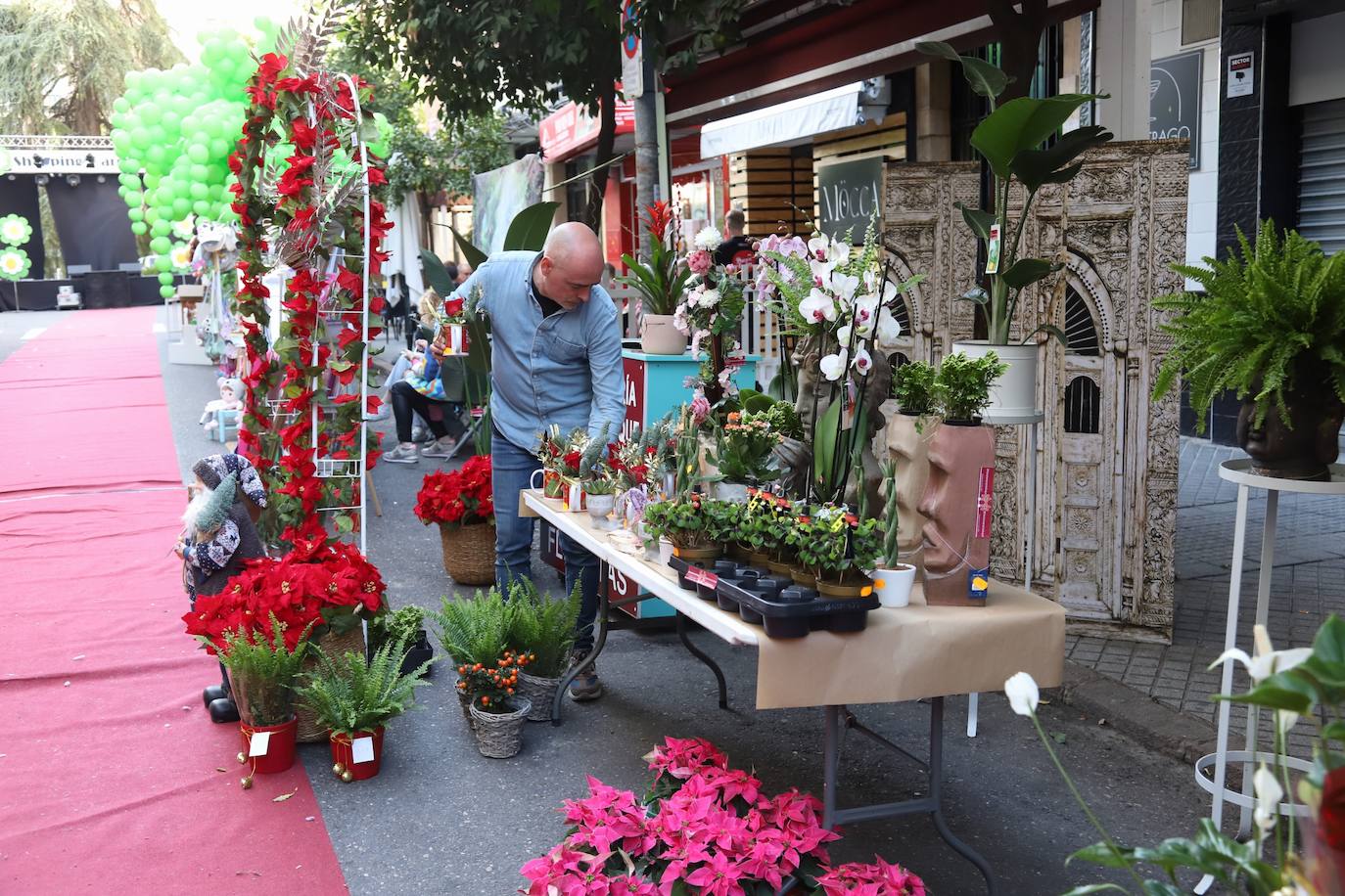 Fotos: La &#039;Shoping Garden&#039; de Ciudad Jardín lleva el comercio a la calle