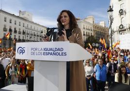 Ayuso, en la protesta de Madrid: «Nosotros nos encargaremos de devolver golpe por golpe»