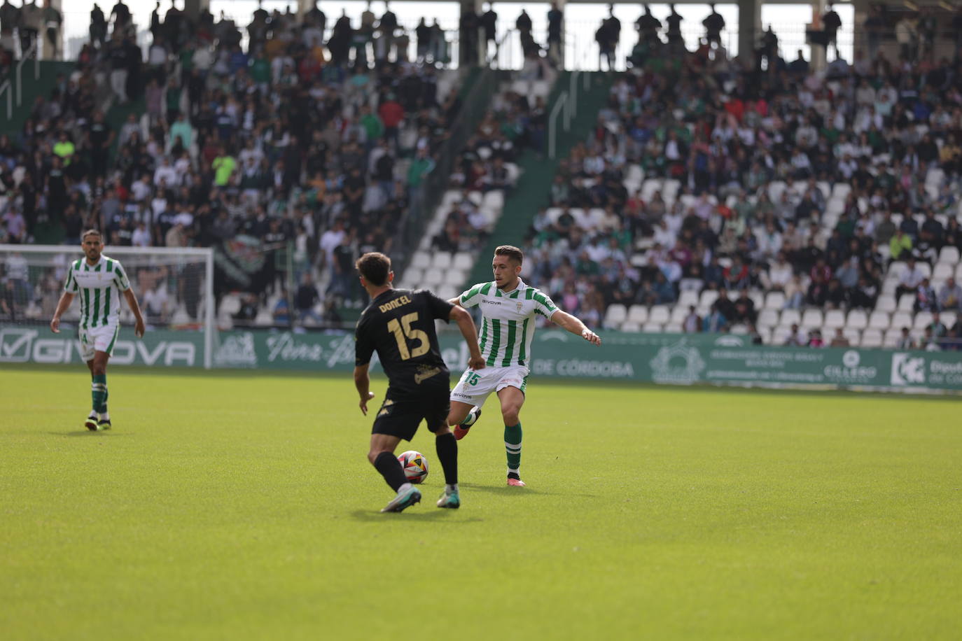 Fotos: el trepidante empate del Córdoba ante el Ceuta