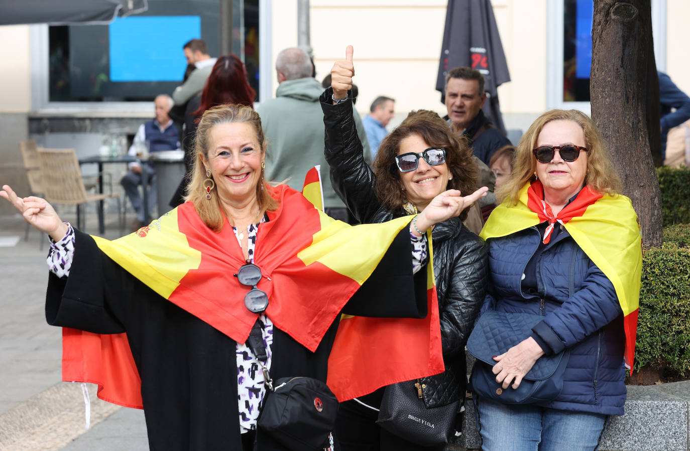 Fotos: la multitudinaria manifestación contra la amnistía en Córdoba