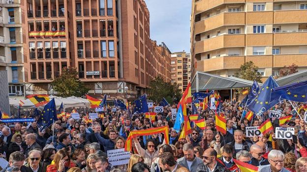 Las cifras de asistencia a las manifestaciones contra la amnistía en cada capital de España, según el PP y el Gobierno