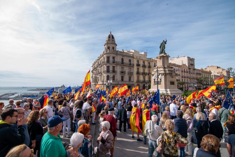 Manifestación contra la amnistía, a 12 de noviembre, en Tarragona. Asistentes en las protestas de Tarragona: 1.000