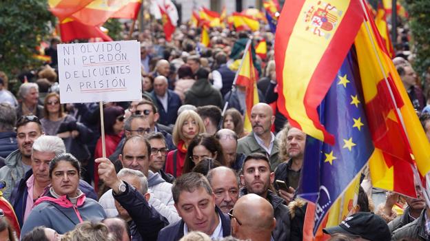 Las cifras de asistencia a las manifestaciones contra la amnistía en cada capital de España, según el PP y el Gobierno