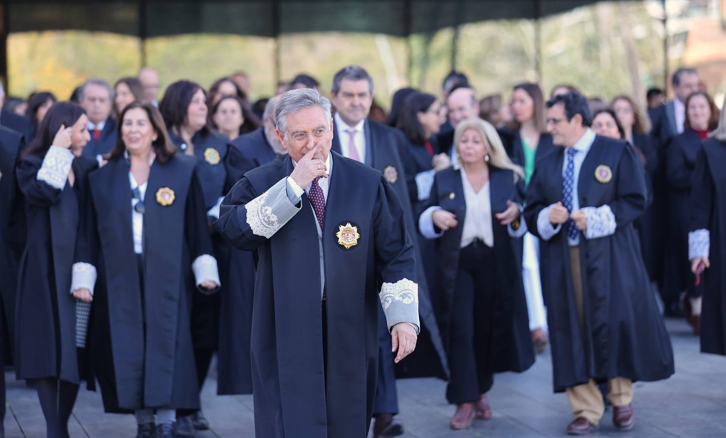 Fotos: jueces,fiscales, abogados....de Córdoba se concentran contra la amnistía pactada por Sánchez y Puigdemont