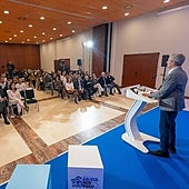 Rueda, a PSOE y BNG: «Los gallegos no se van a conformar con premios de consolación»