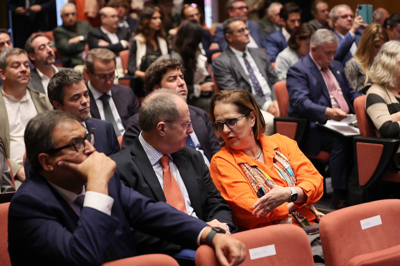 Fotos: Córdoba y la Base Logística del Ejército buscan inversores en Málaga