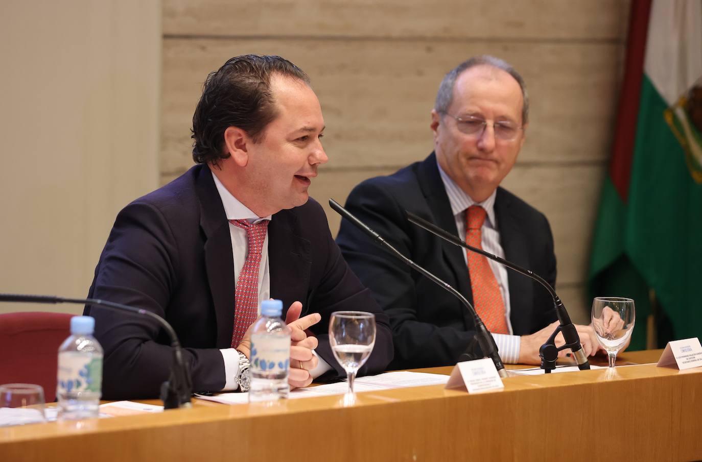 Fotos: Córdoba y la Base Logística del Ejército buscan inversores en Málaga