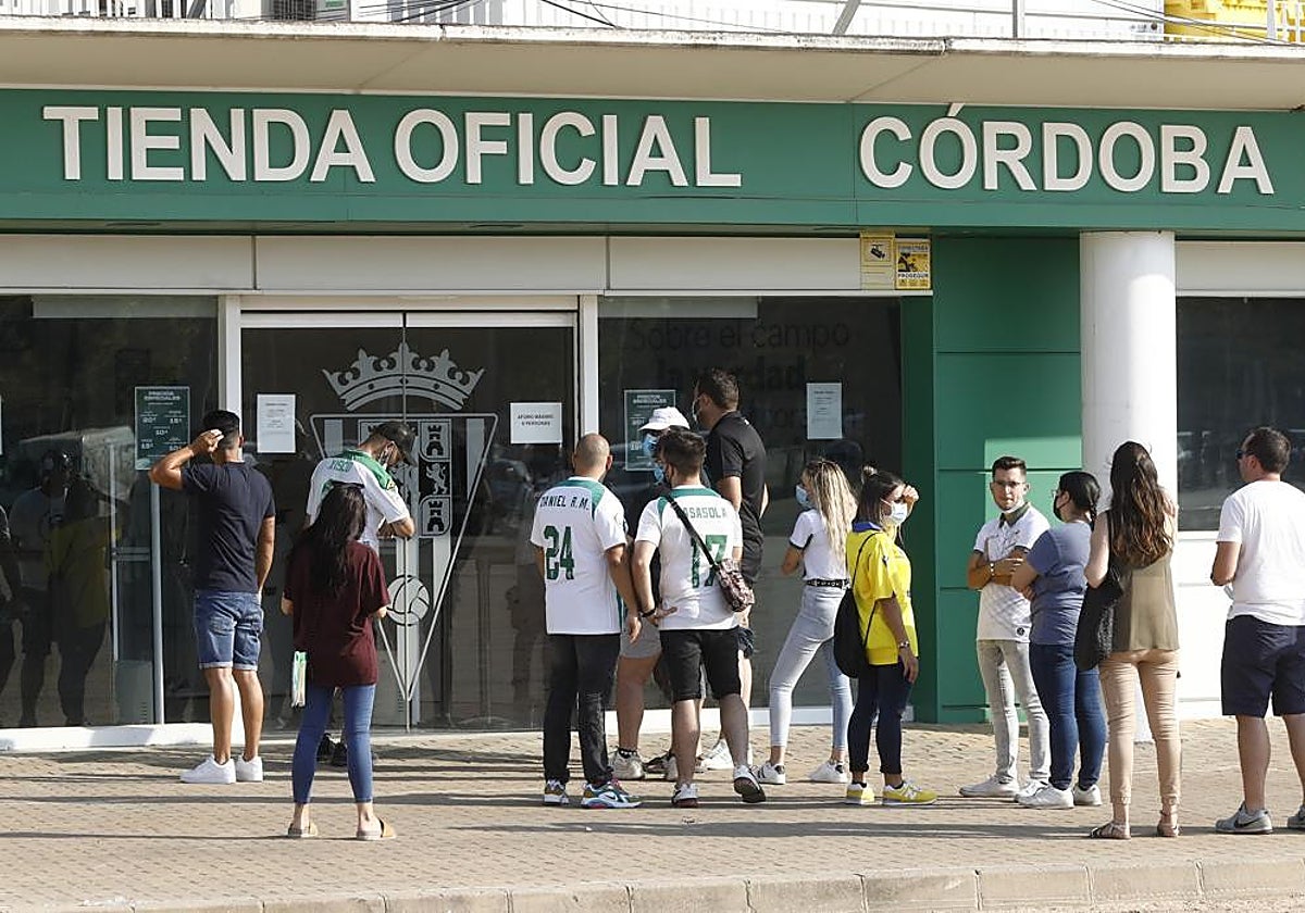 La tienda del estadio El Arcángel que será reformada en las próximas semanas