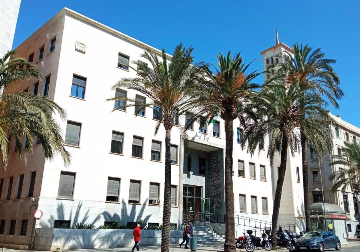 Edificio de la Audiencia Provincial de Almería