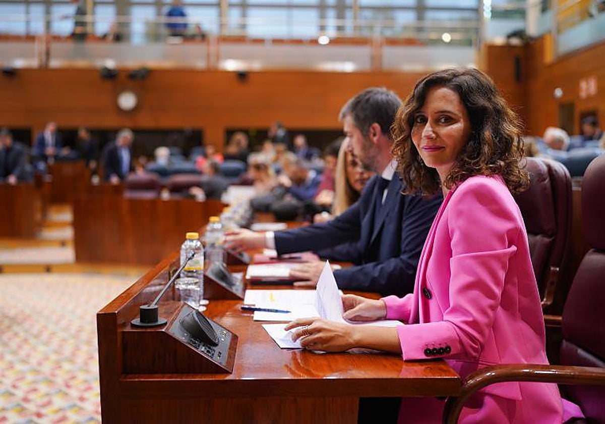 La presidenta de la Comunidad de Madrid, Isabel Díaz Ayuso, en la Asamblea