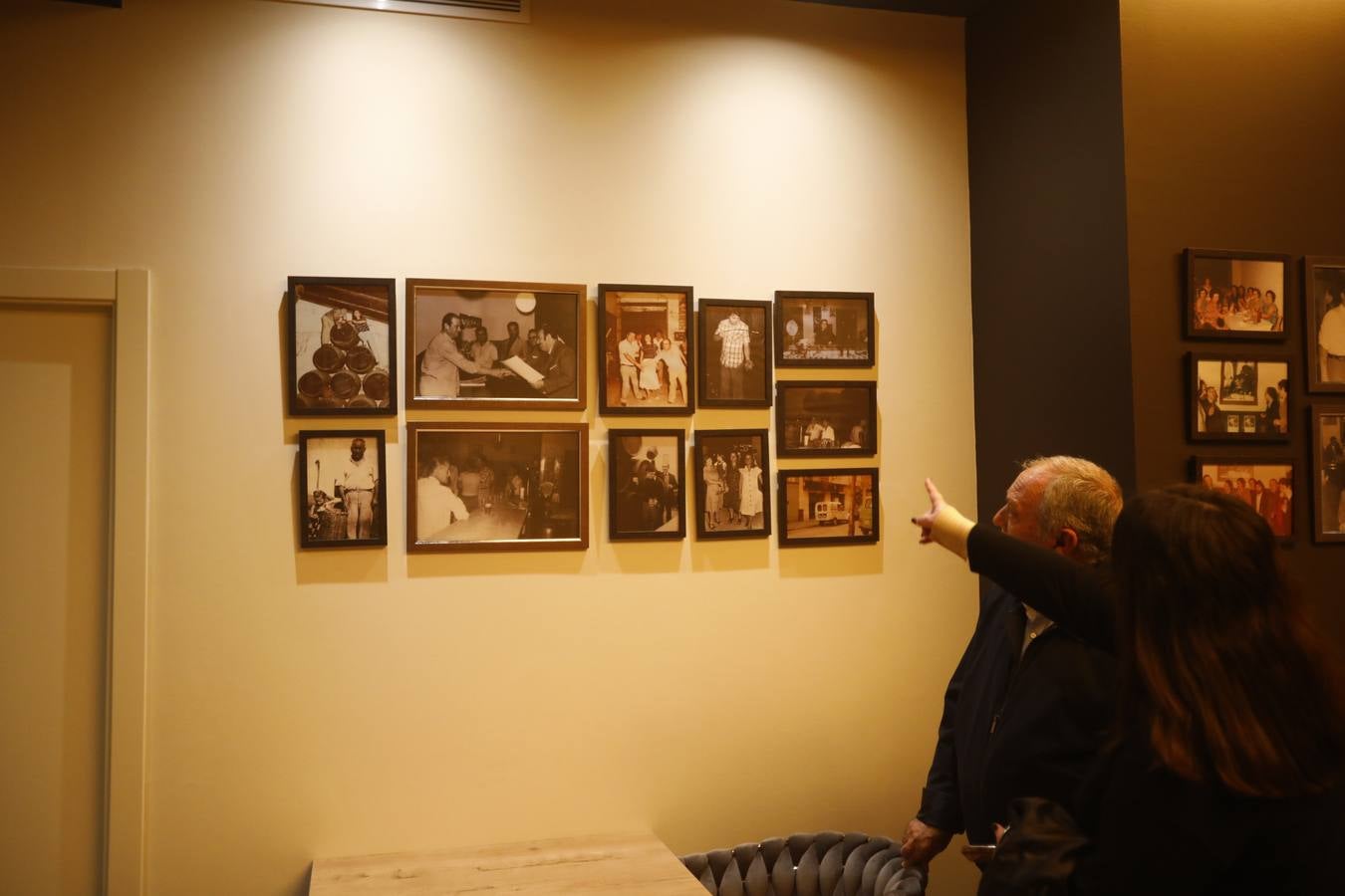 La esperada inauguración de la nueva Taberna la Bodeguilla, en imágenes