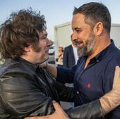 Entre la felicitación y el lamento: las reacciones de los políticos españoles a la victoria de Milei en Argentina