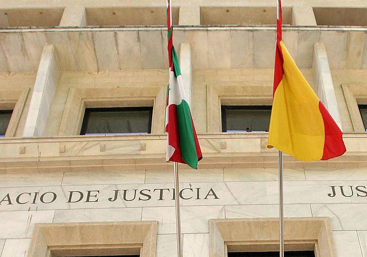 La concentración tendrá lugar frente a la fachada principal del Palacio de Justicia de Bilbao