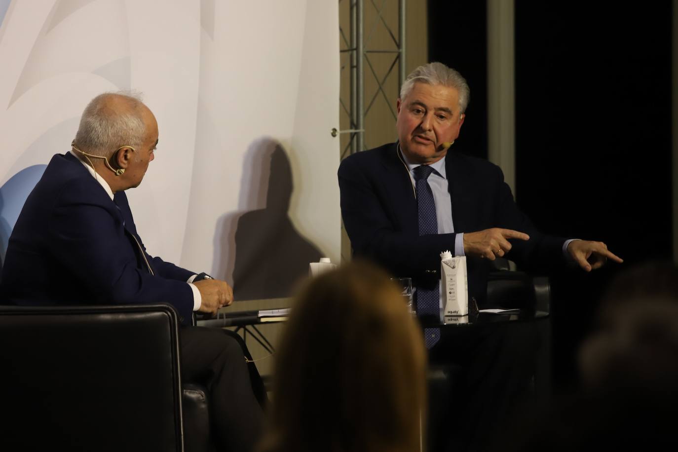 Fotos: la interesante charla de Javier Campos en el foro de Asfaco