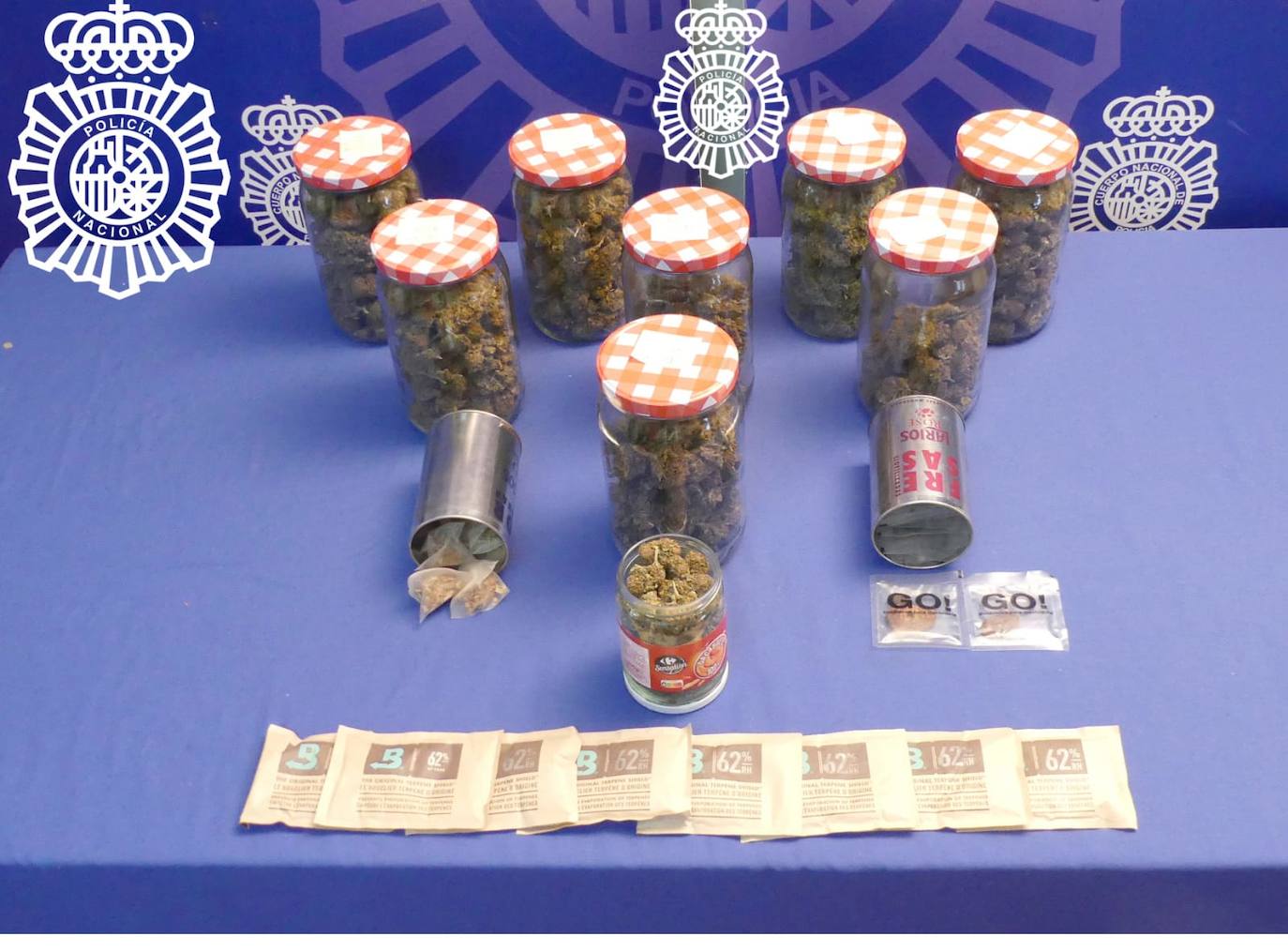 Alquilan una vivienda y se encuentran con un kilo de marihuana que había olvidado su anterior inquilino