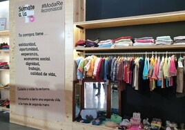 Moda Re, la tienda de ropa de segunda mano de Cáritas, llega a Talavera