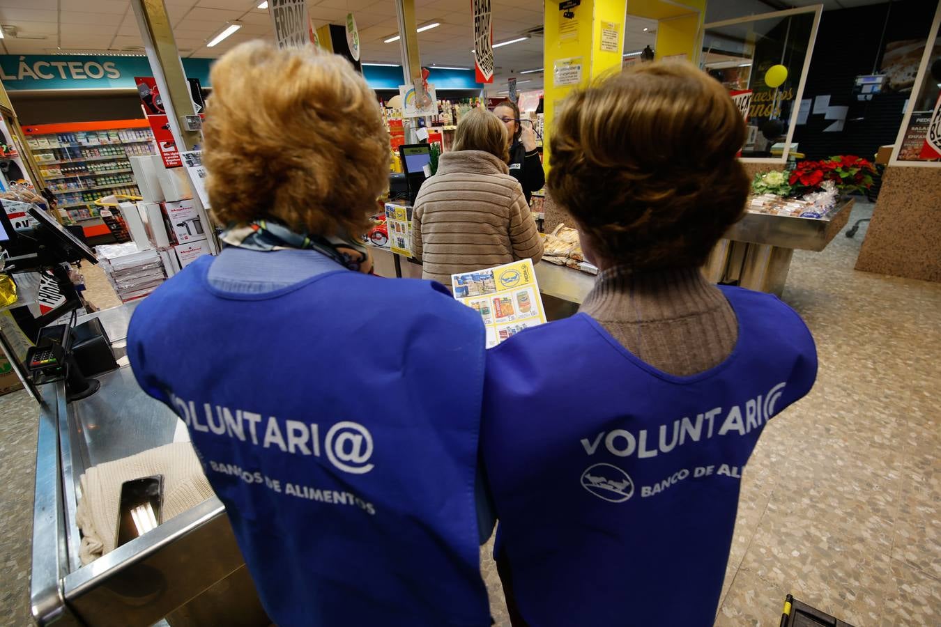 Fotos: los cordobeses se vuelcan con la Gran Recogida de Alimentos