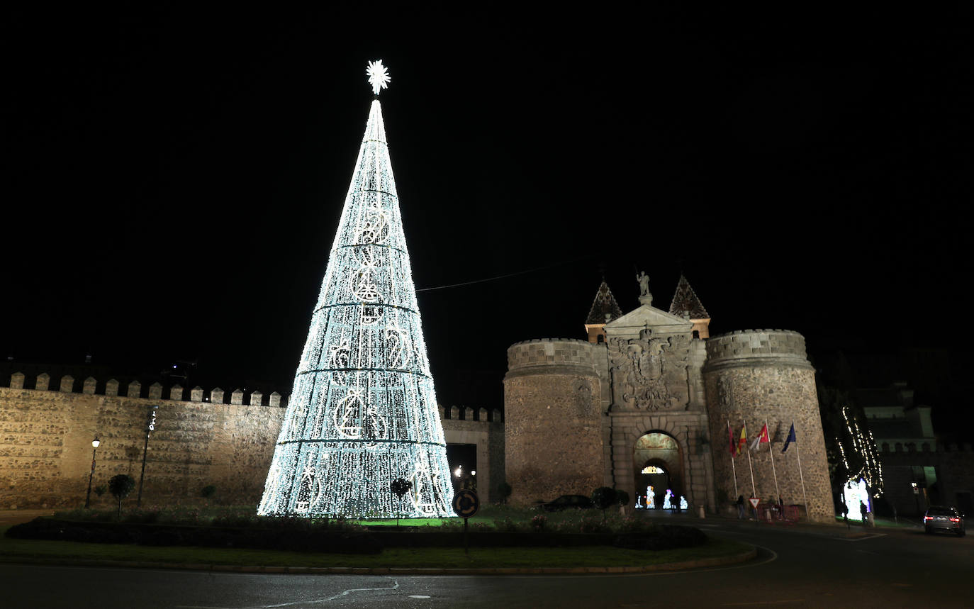 Así ha sido el encendido de luces de la Navidad en Toledo 2023