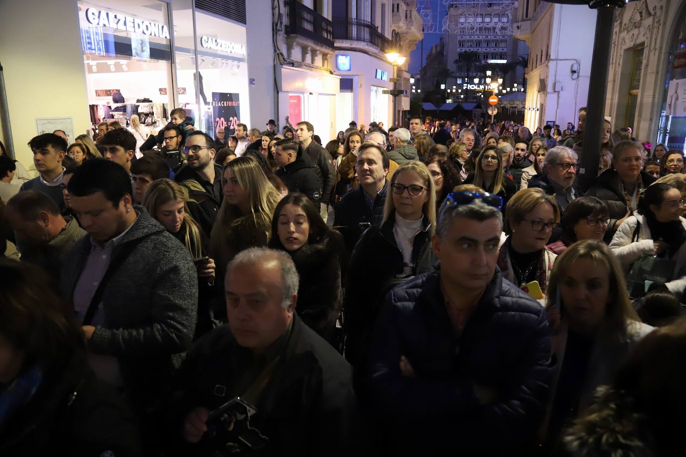 Fotos: la alegre procesión de la Virgen de la Medalla Milagrosa en Córdoba