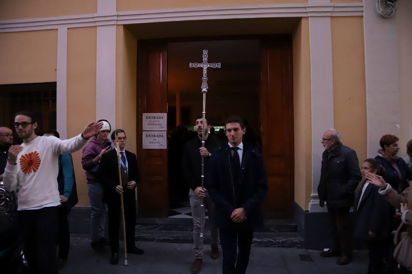 Fotos: la alegre procesión de la Virgen de la Medalla Milagrosa en Córdoba