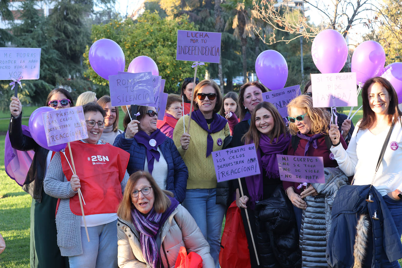 Fotos: la concurrida manifestación contra la violencia machista en Córdoba