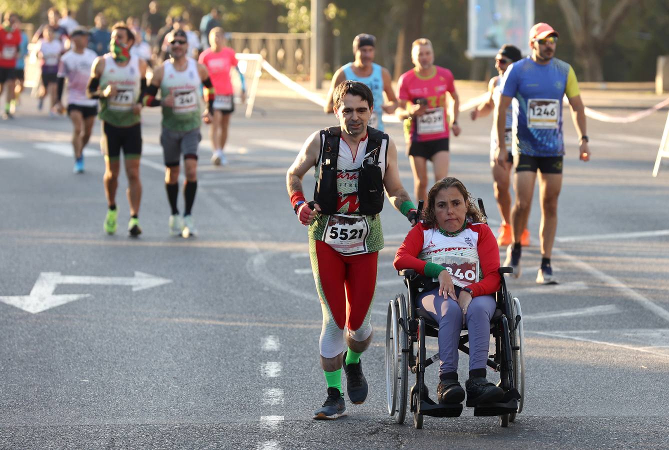 Fotos: la espectacular Media Maratón de Córdoba 2023