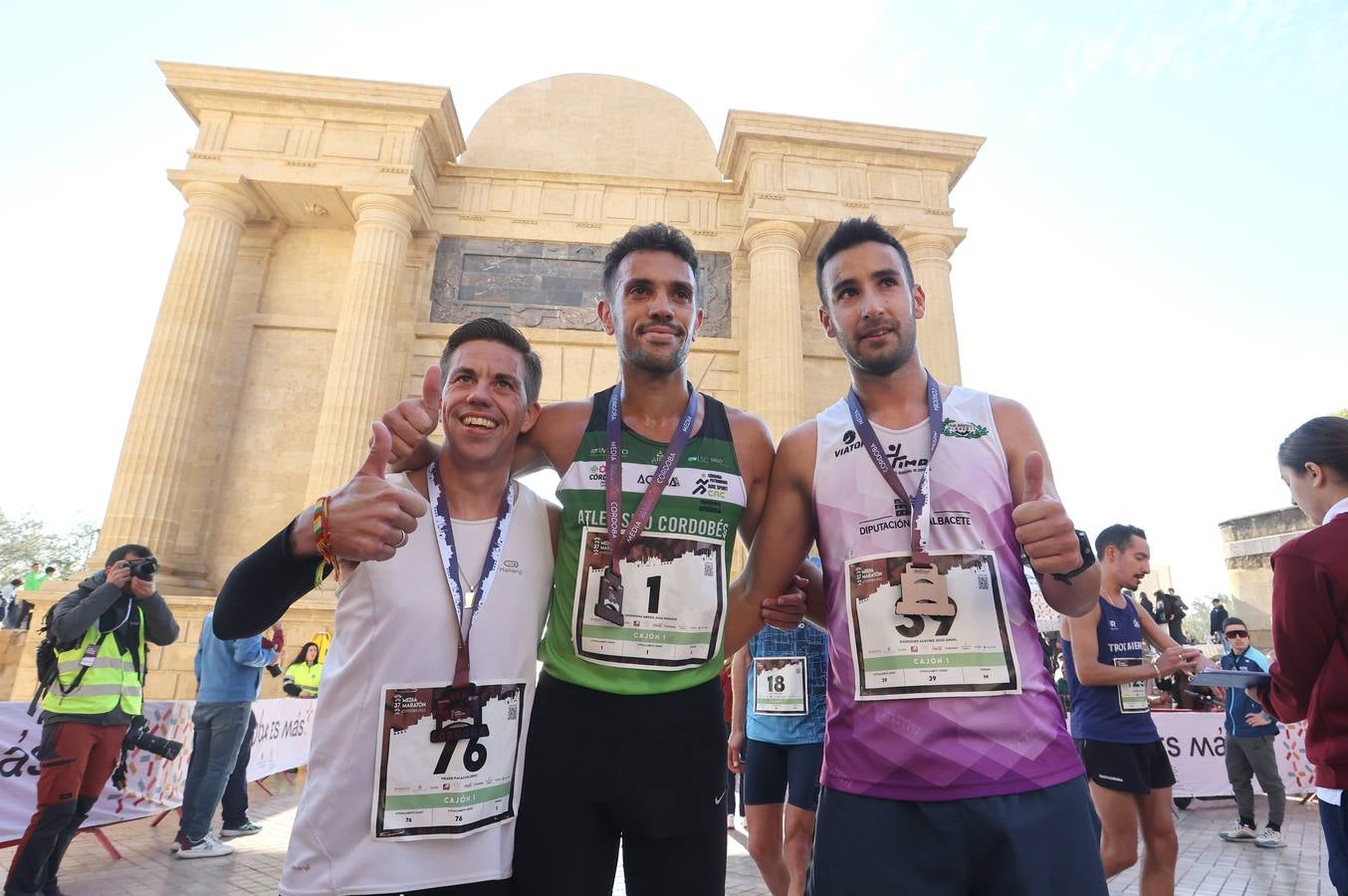 Fotos: la espectacular Media Maratón de Córdoba 2023