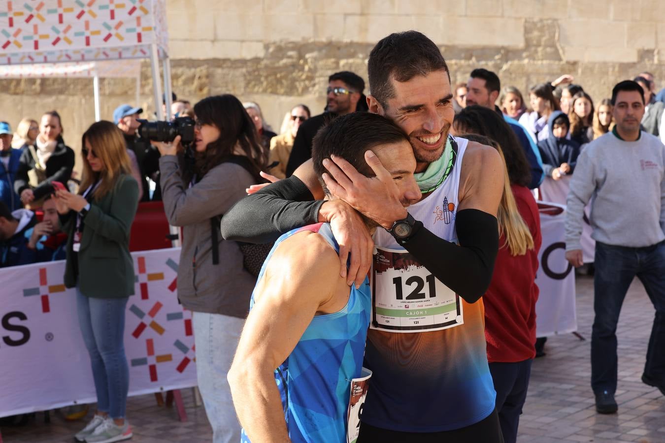 Fotos: la espectacular Media Maratón de Córdoba 2023